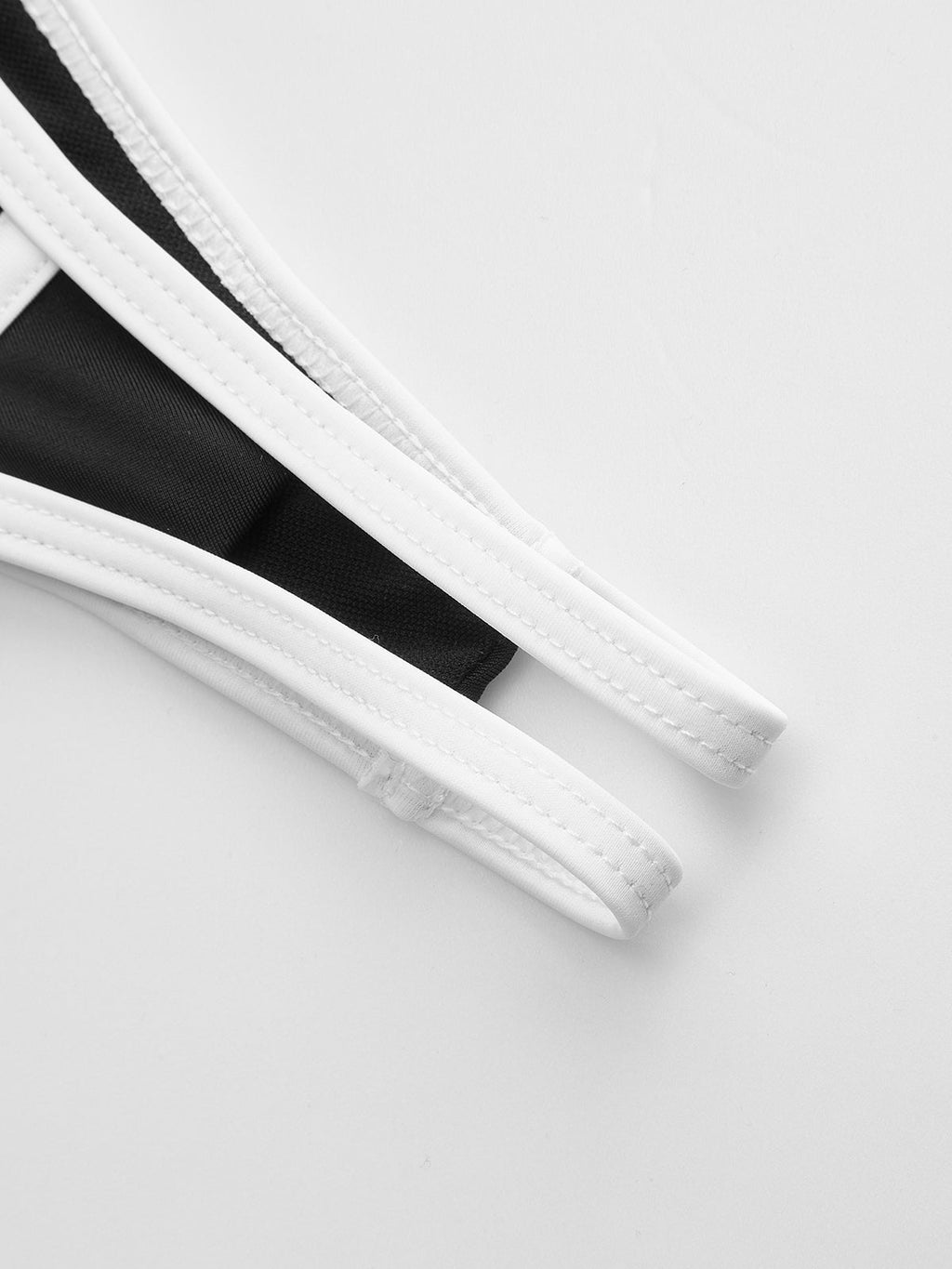 Σετ Μπικίνι Με Ντεκολτέ Και Ίσια Γραμμή