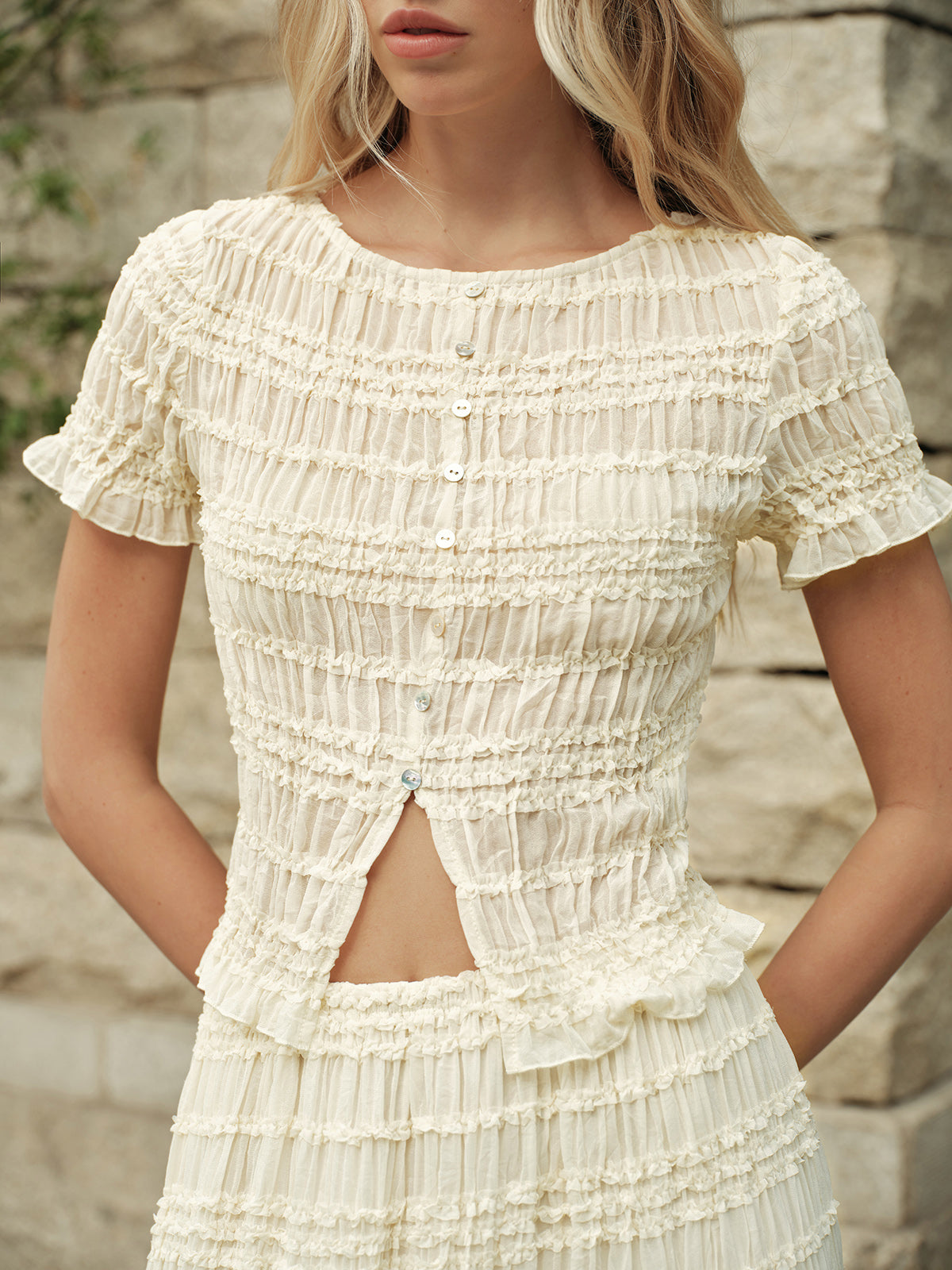 Σετ Φούστας Με Βολάν Και Crop Top