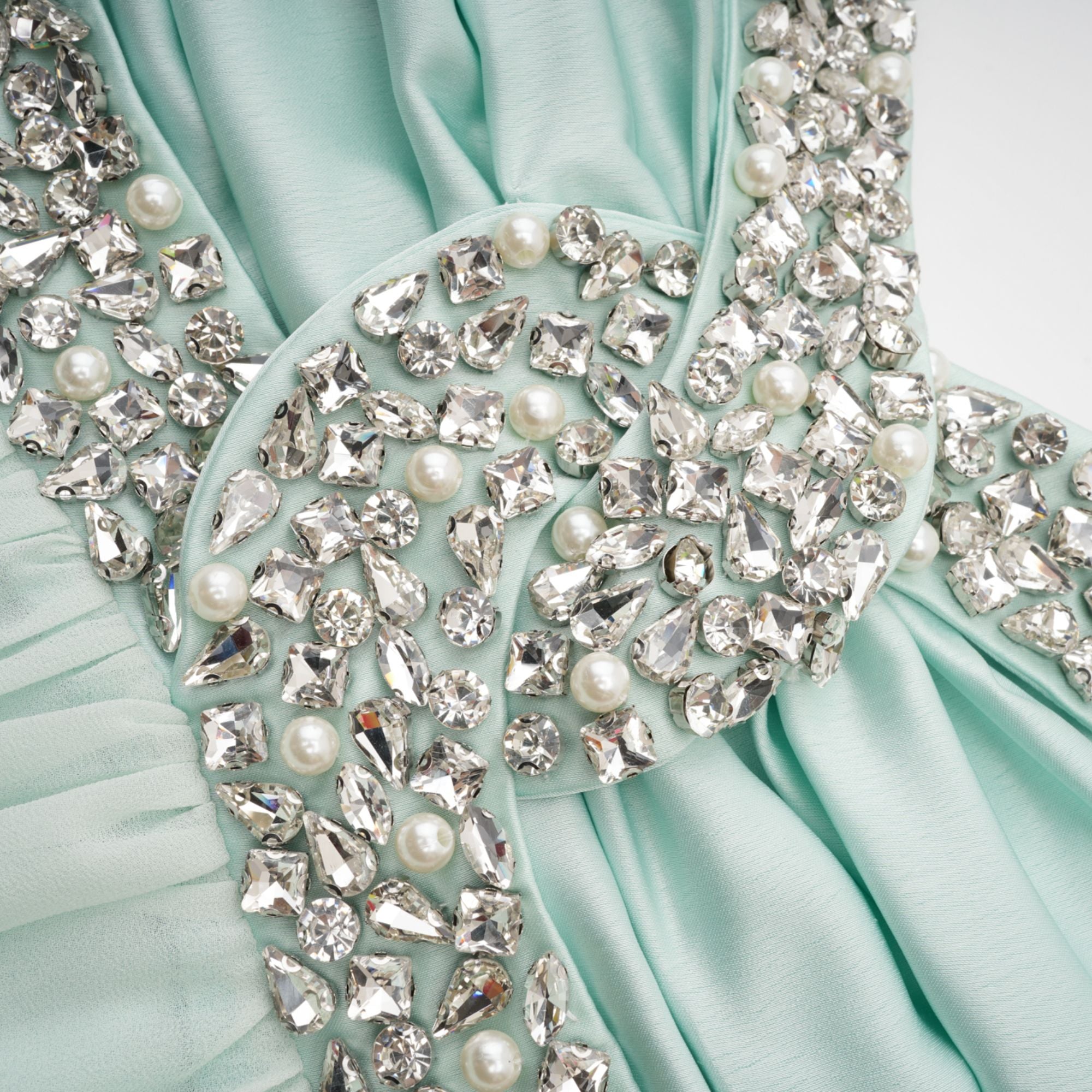 Φόρεμα Priscille Με Κρυστάλλους Και Έξω Ώμους