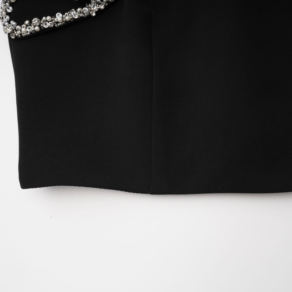 Σετ Ασορτί Μπλούζας Και Σορτς Με Κέντημα Flora Σε Μαύρο Χρώμα