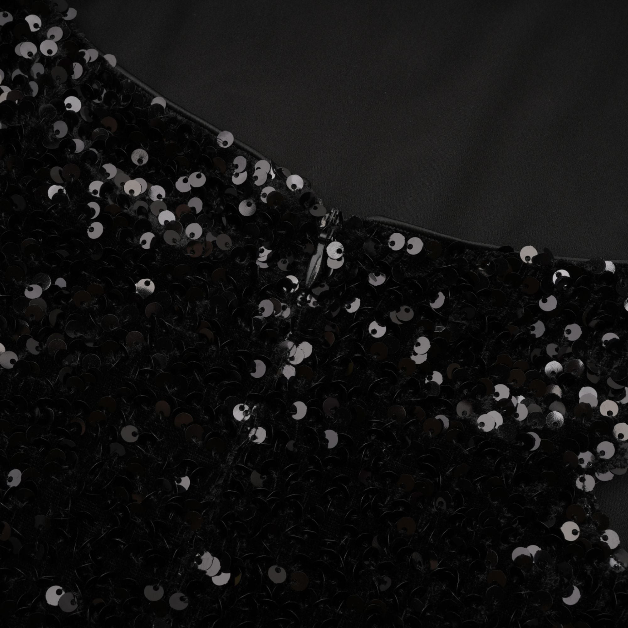 Μίνι Φόρεμα Με Πούλιες Και Κουκούλα Kalena