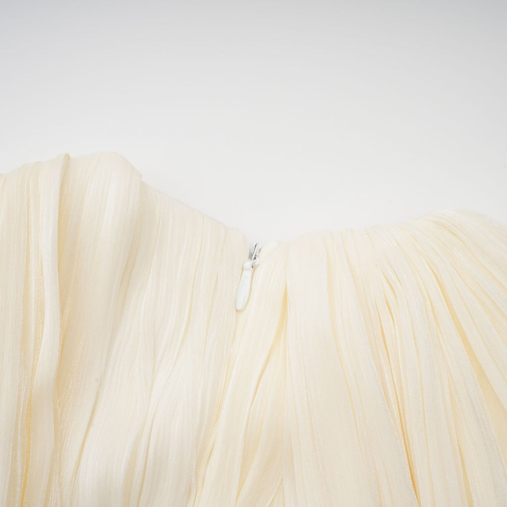 Μίνι Φόρεμα Με Βολάν Και Κυριλέ