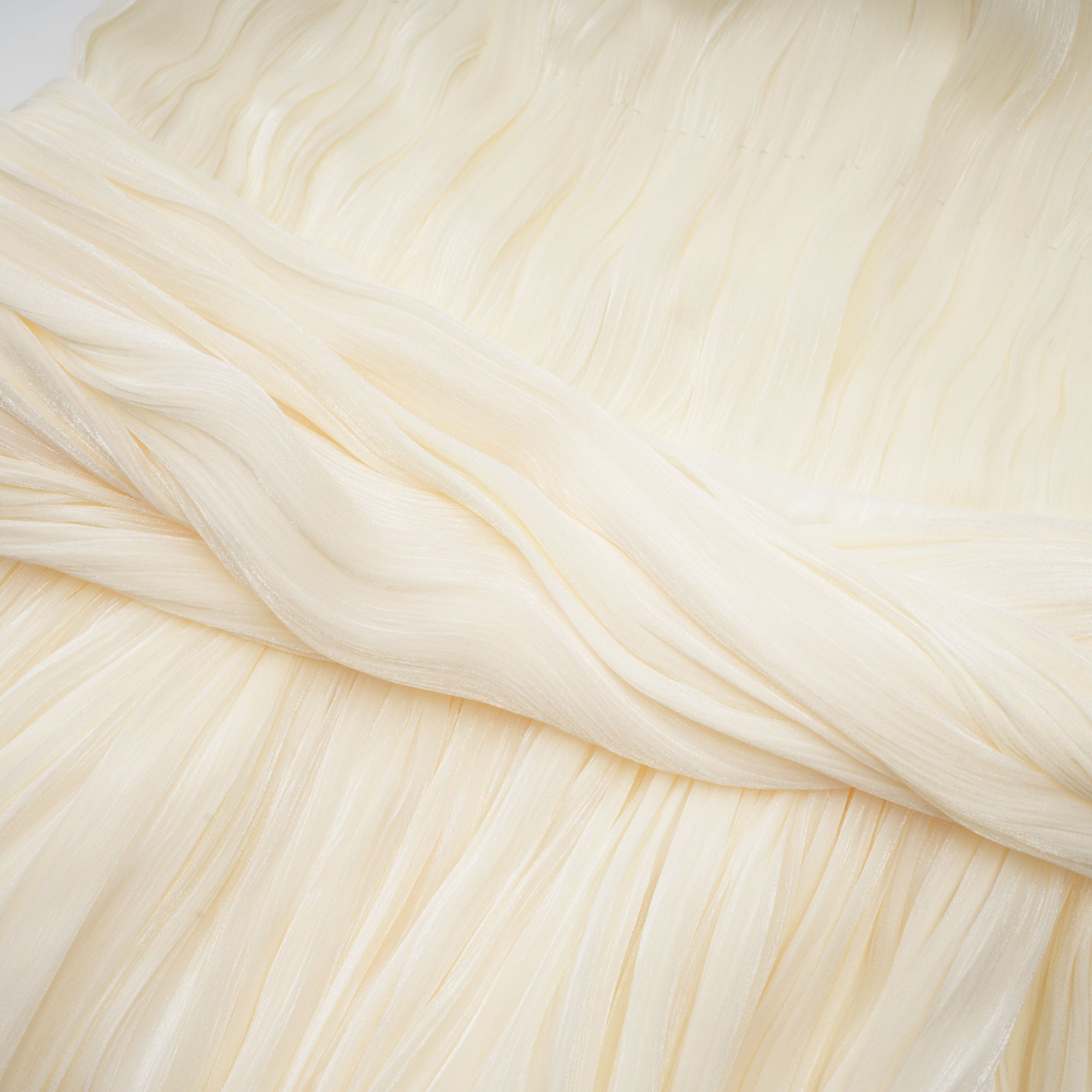 Μίνι Φόρεμα Με Βολάν Και Κυριλέ