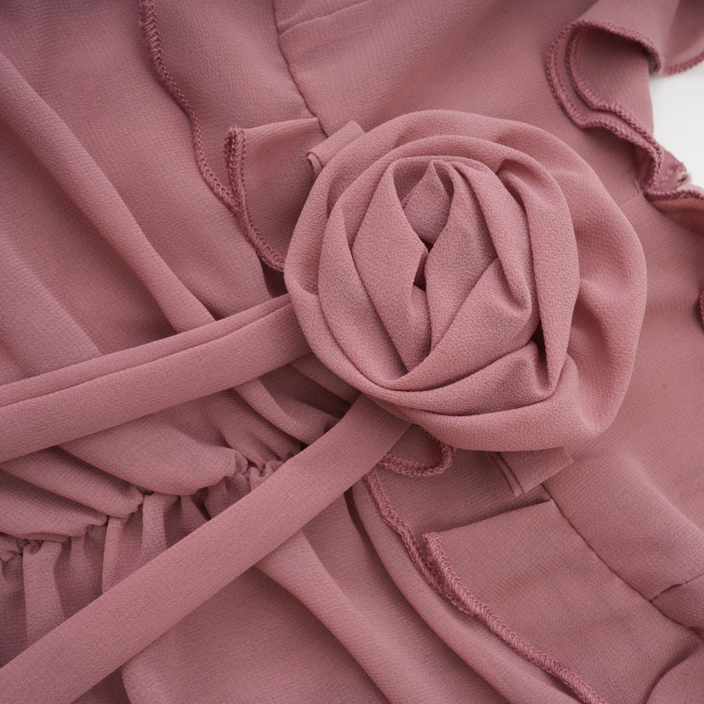 Φόρεμα Μίντι Με Πλισέ Ψεύτικα Λουλούδια Geneviève