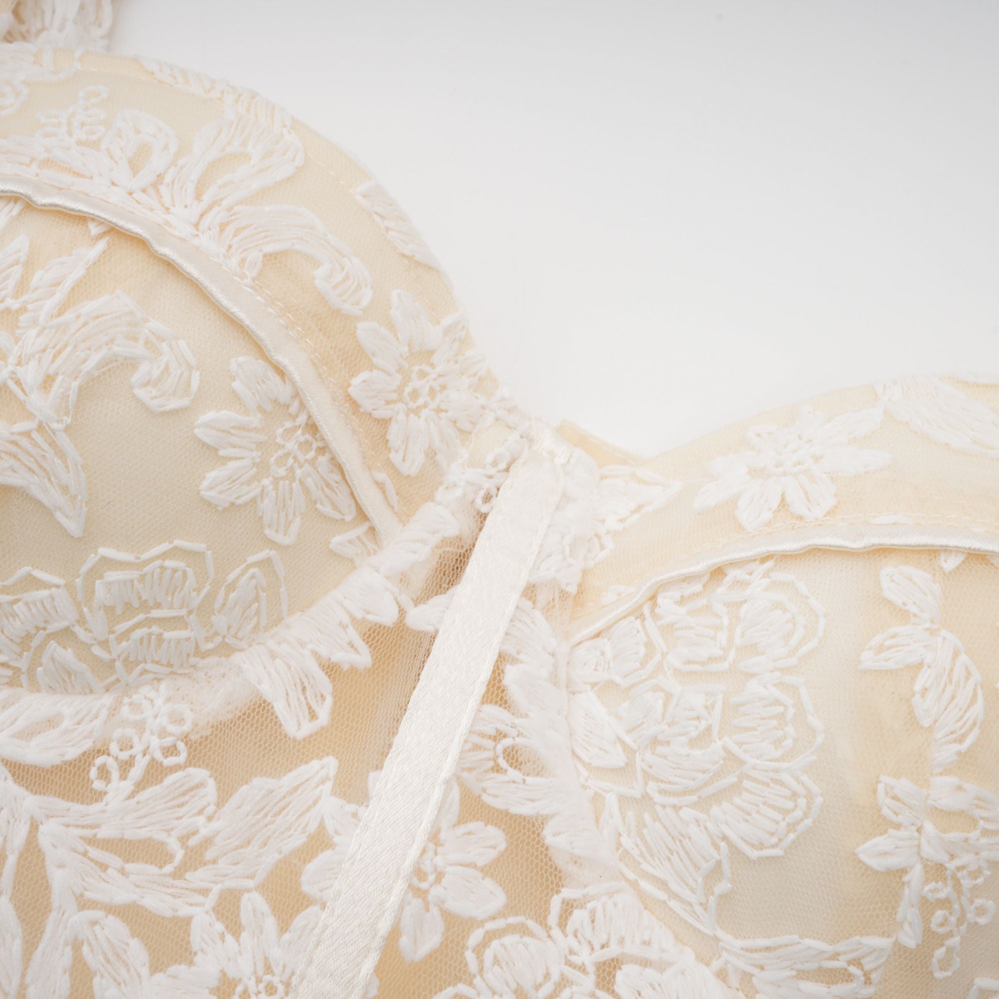 Φόρεμα Μίντι Με Κεντημένο Κορσέ Gaia