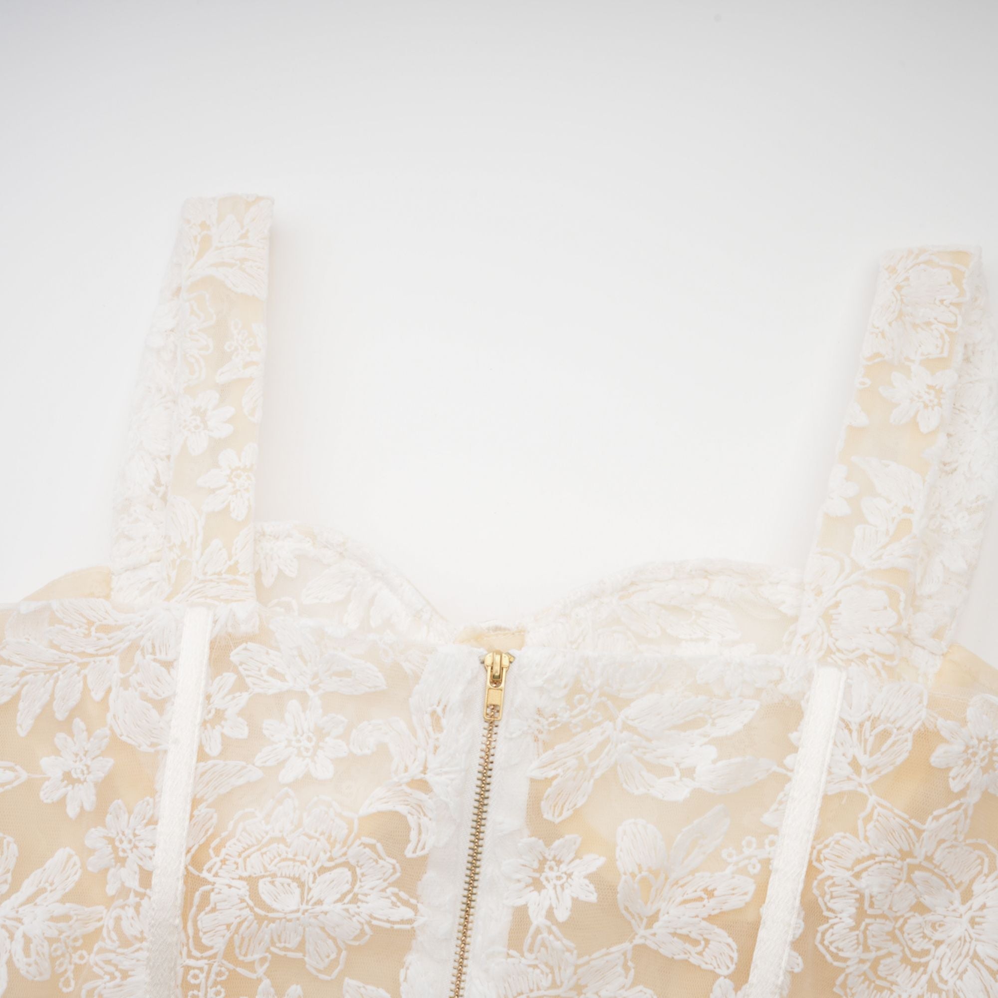 Φόρεμα Μίντι Με Κεντημένο Κορσέ Gaia