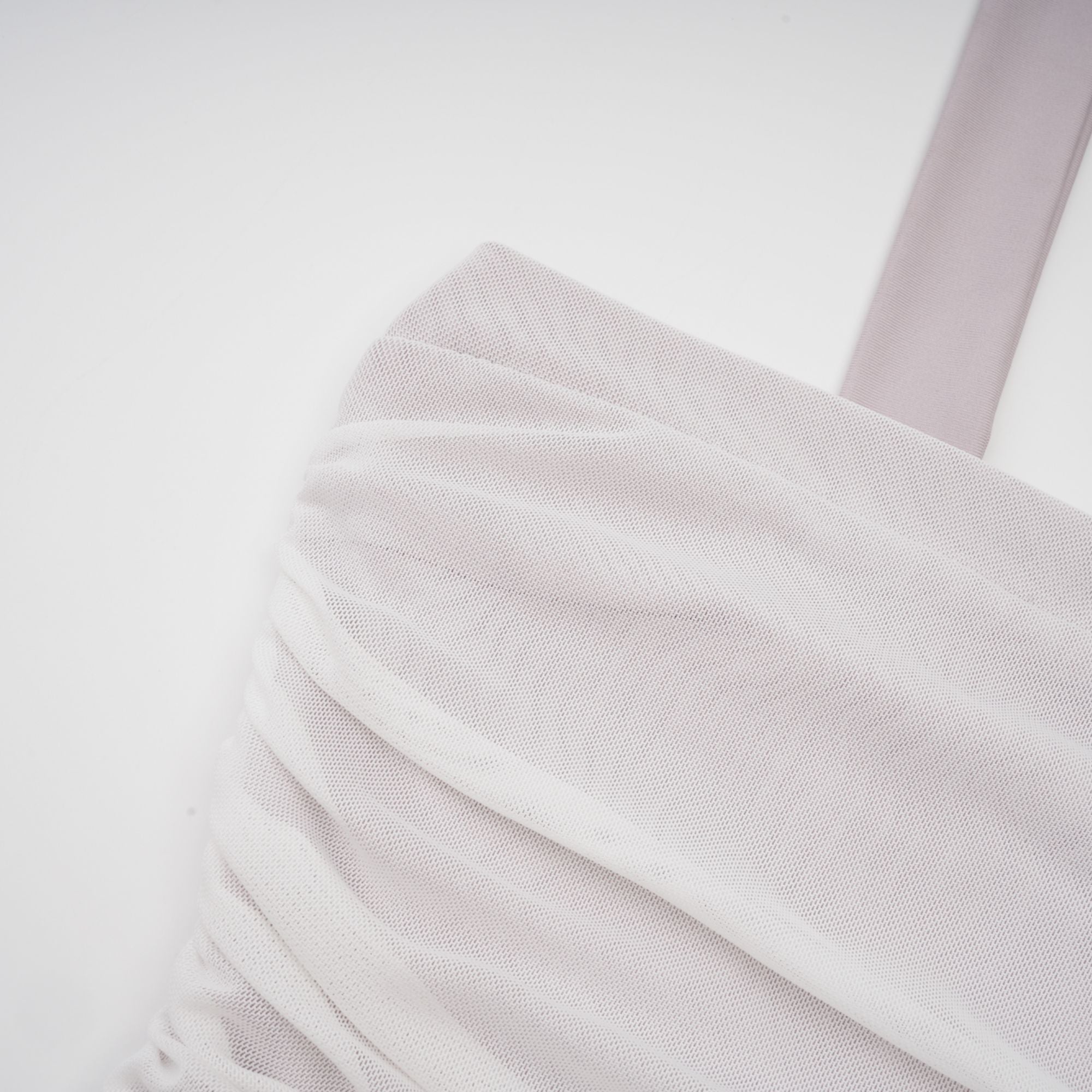 Φόρεμα Nereida Με Πλισέ Μίντι Φόρεμα Και Έξω Τους Ώμους