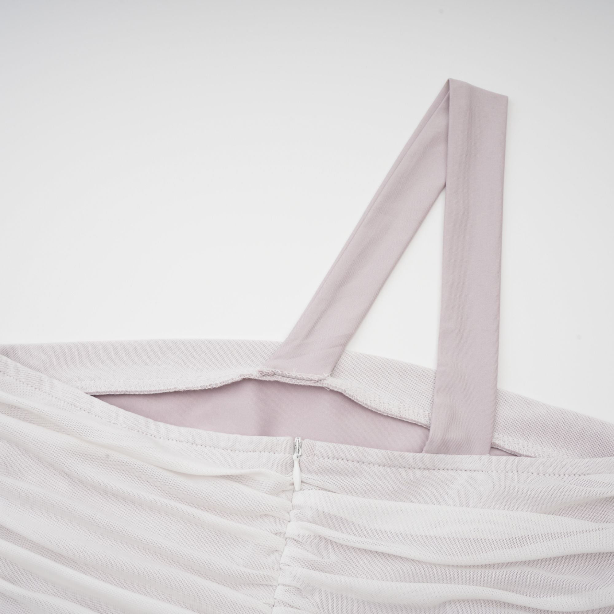 Φόρεμα Nereida Με Πλισέ Μίντι Φόρεμα Και Έξω Τους Ώμους