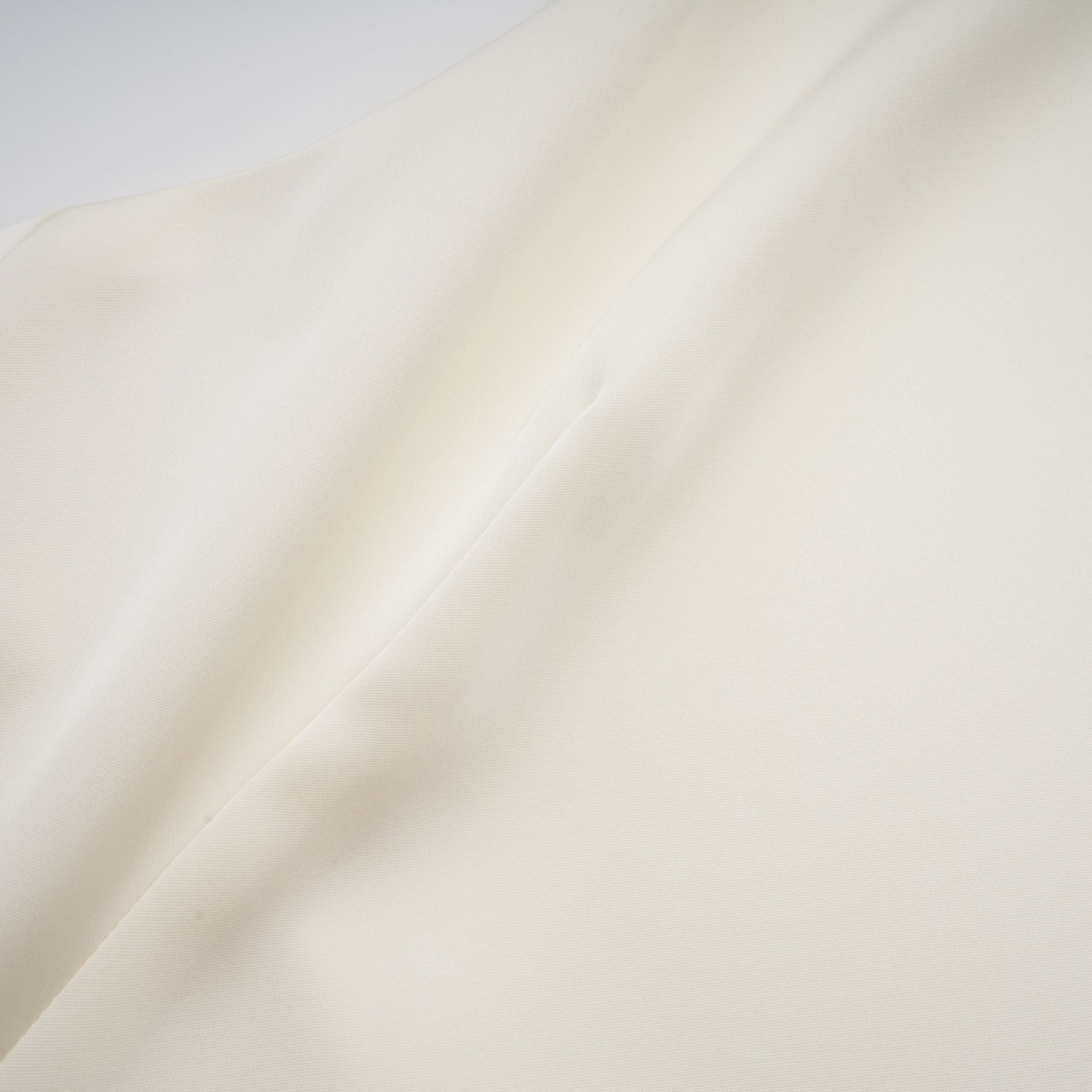 Μίνι Φόρεμα Lyna Με Λευκό Σατέν Βολάν Και Λεπτομέρεια Σάλι