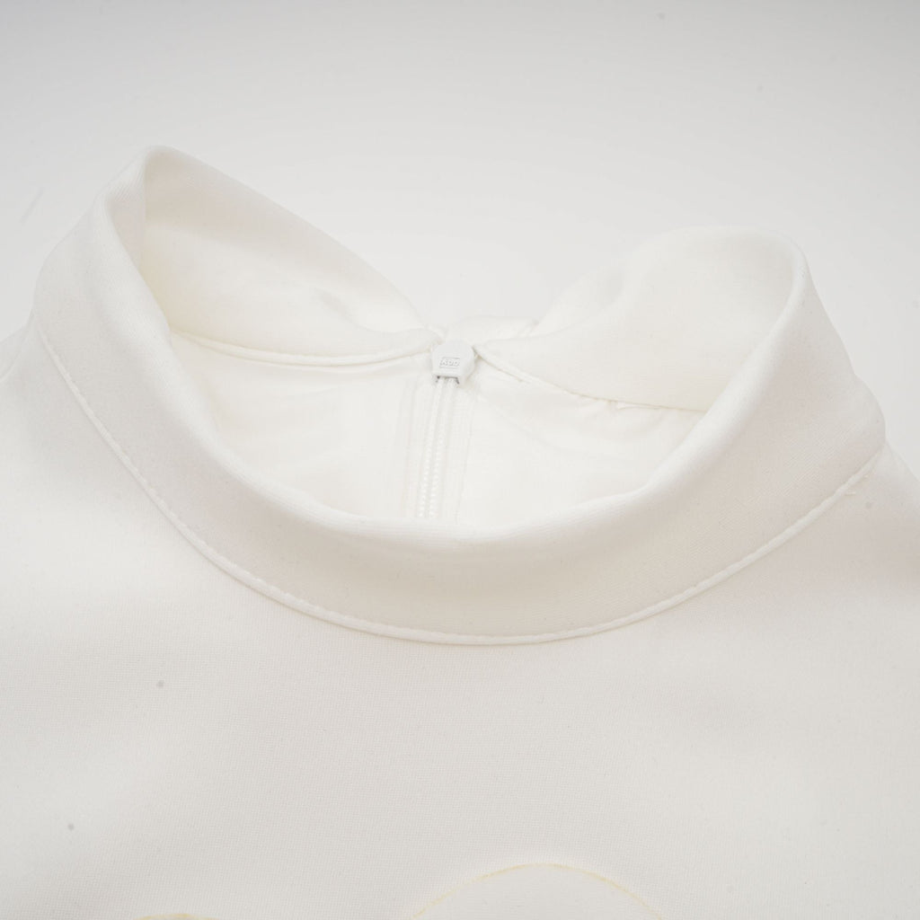 Λευκό Φόρεμα Με Παπιγιόν Magali Και Διακοσμητικά Λουλουδιών, Αμάνικο Μάξι Φόρεμα