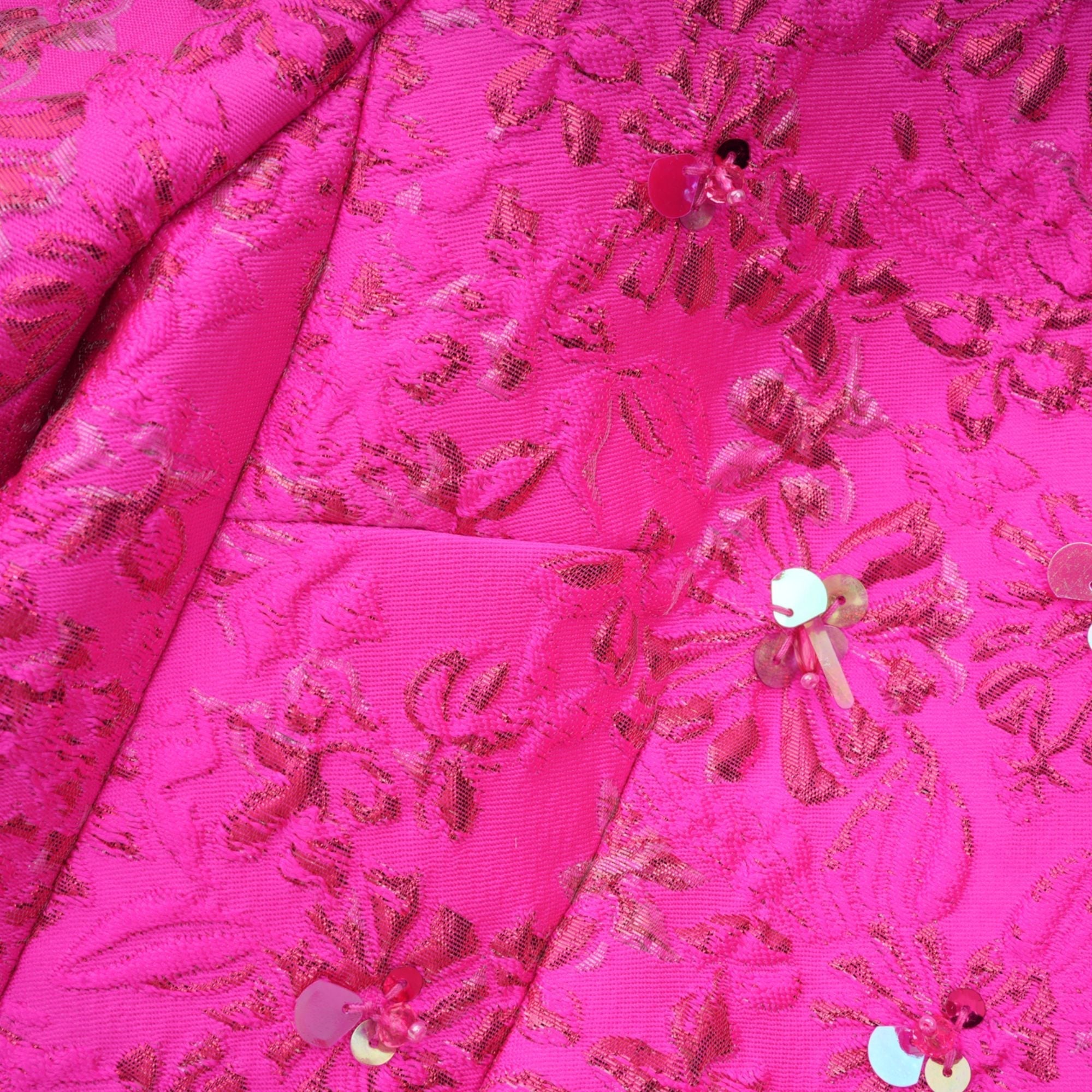 Μίνι Φόρεμα Με Απλικέ Λουλούδια Σε Φλωρεντινό Στιλ