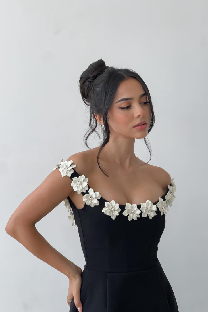 Μίνι Φόρεμα Με Φλοράλ Σχέδιο Κισσού