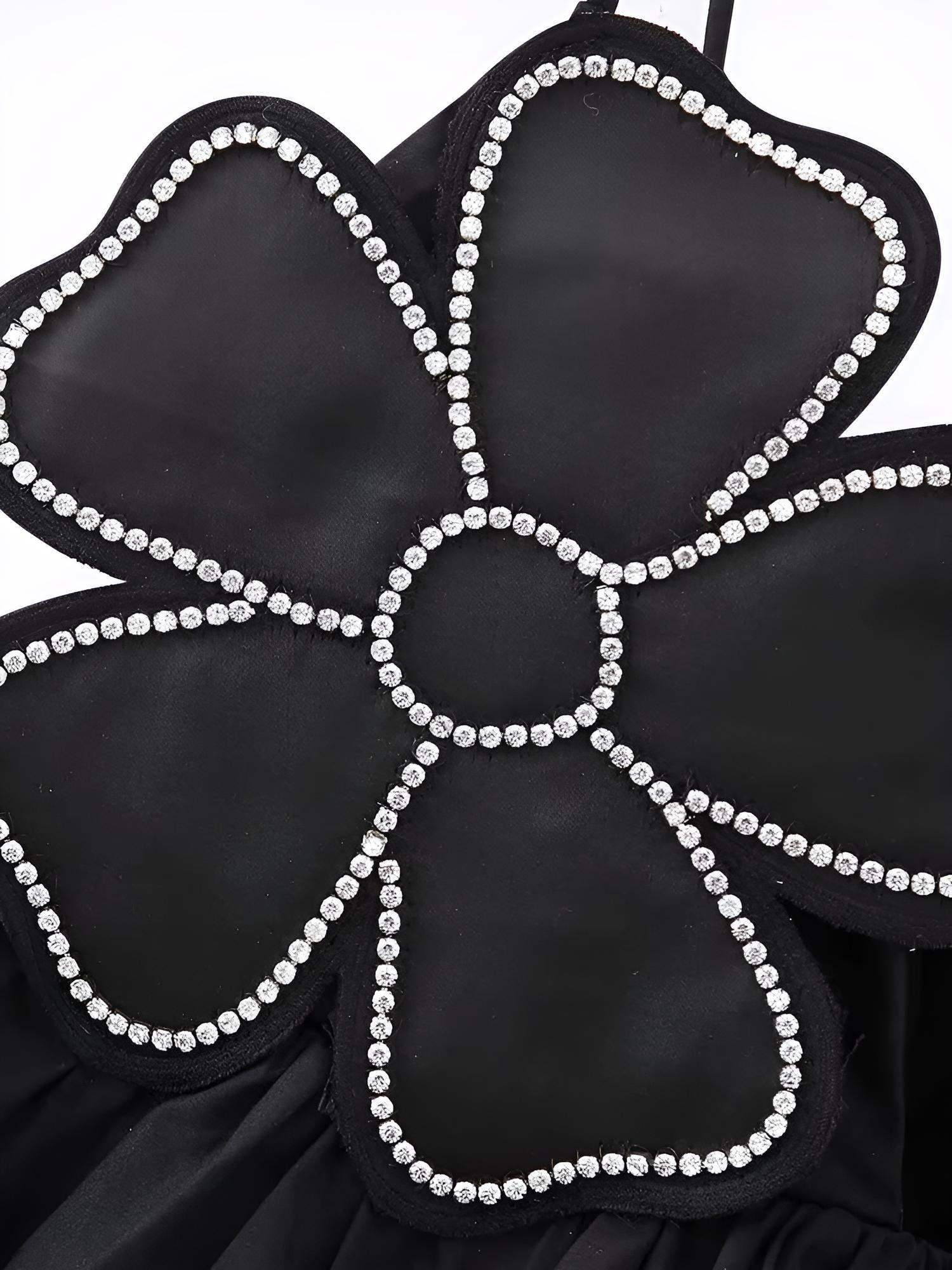 Μπλούζα Στο Στήθος Με Λουλούδια