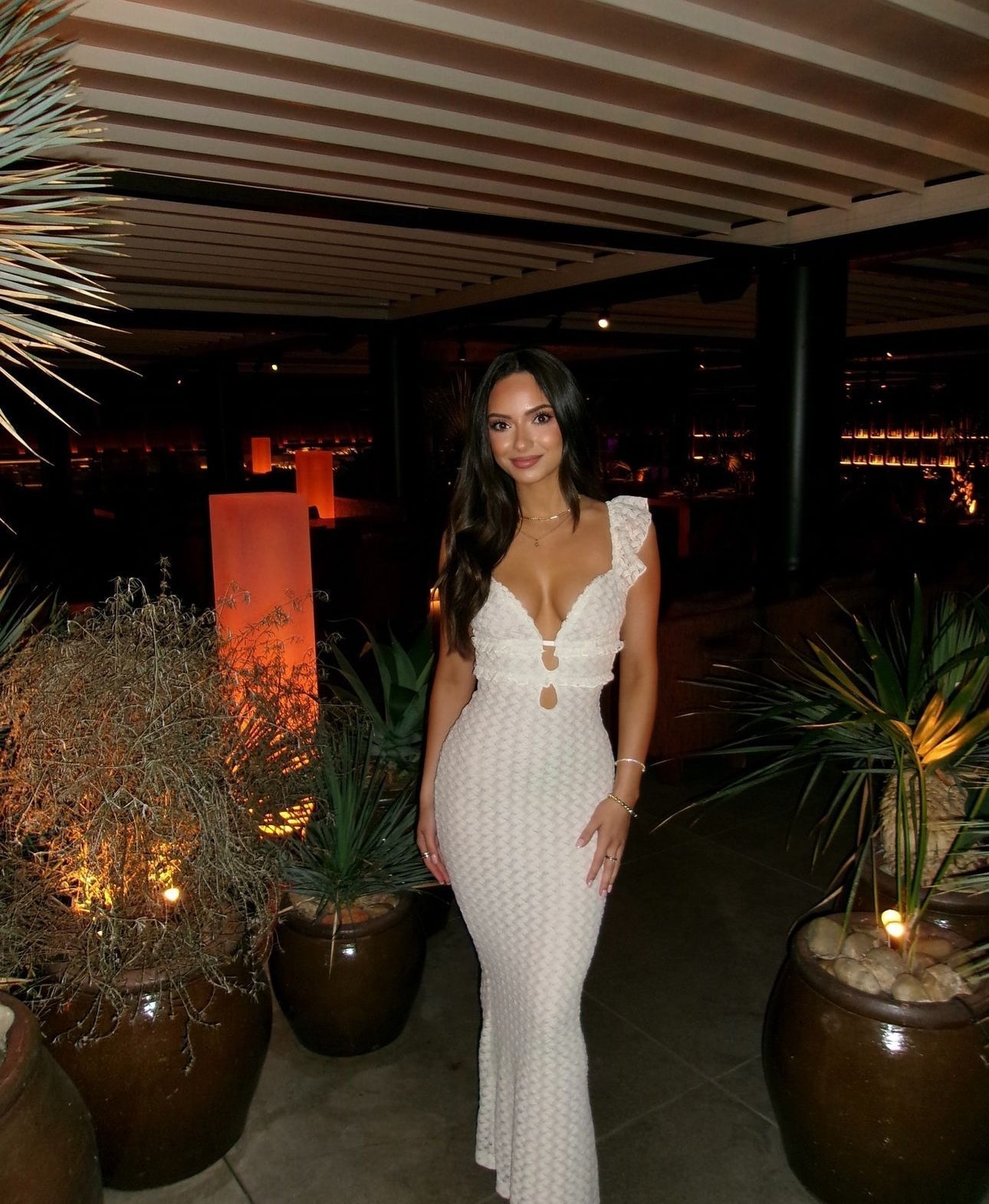 Φόρεμα Aurora Με Ντεκολτέ Και Λεπτομέρειες