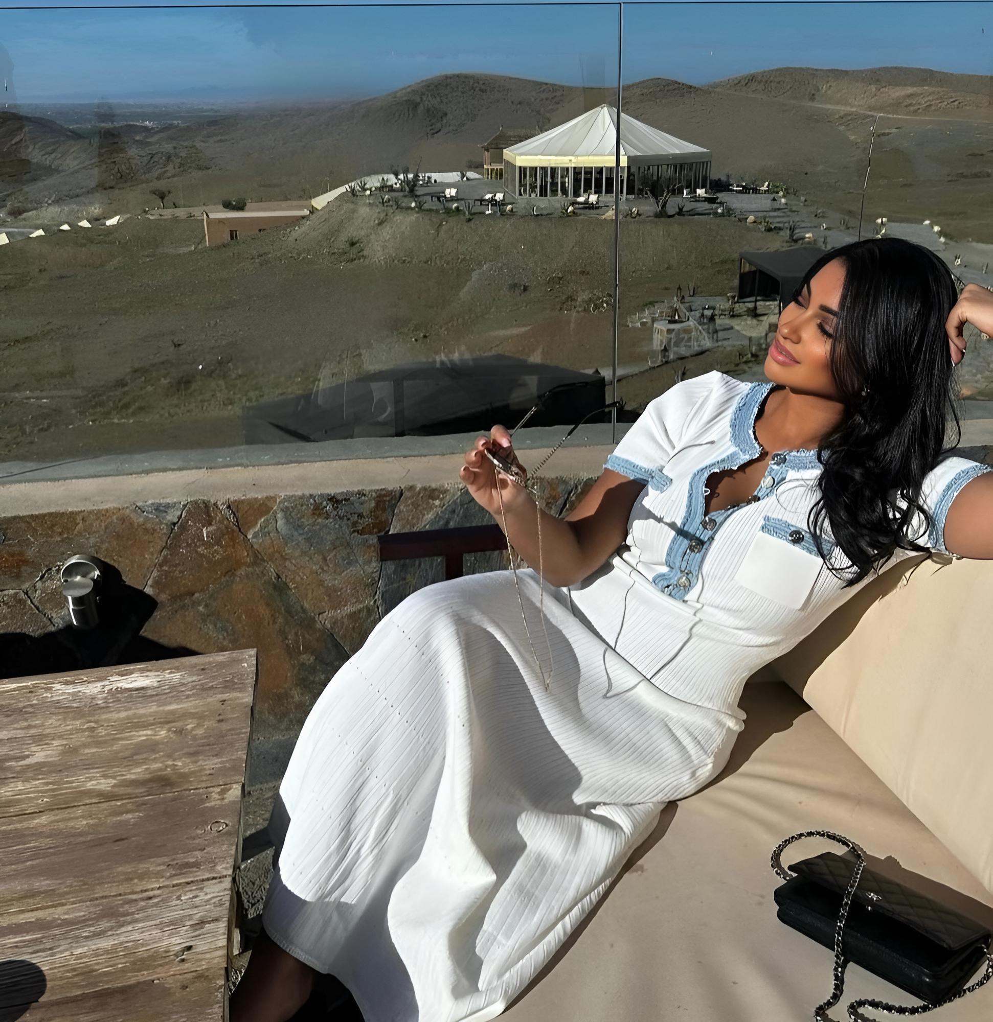 Φόρεμα Μάξι Με Λεπτομέρειες Saviana