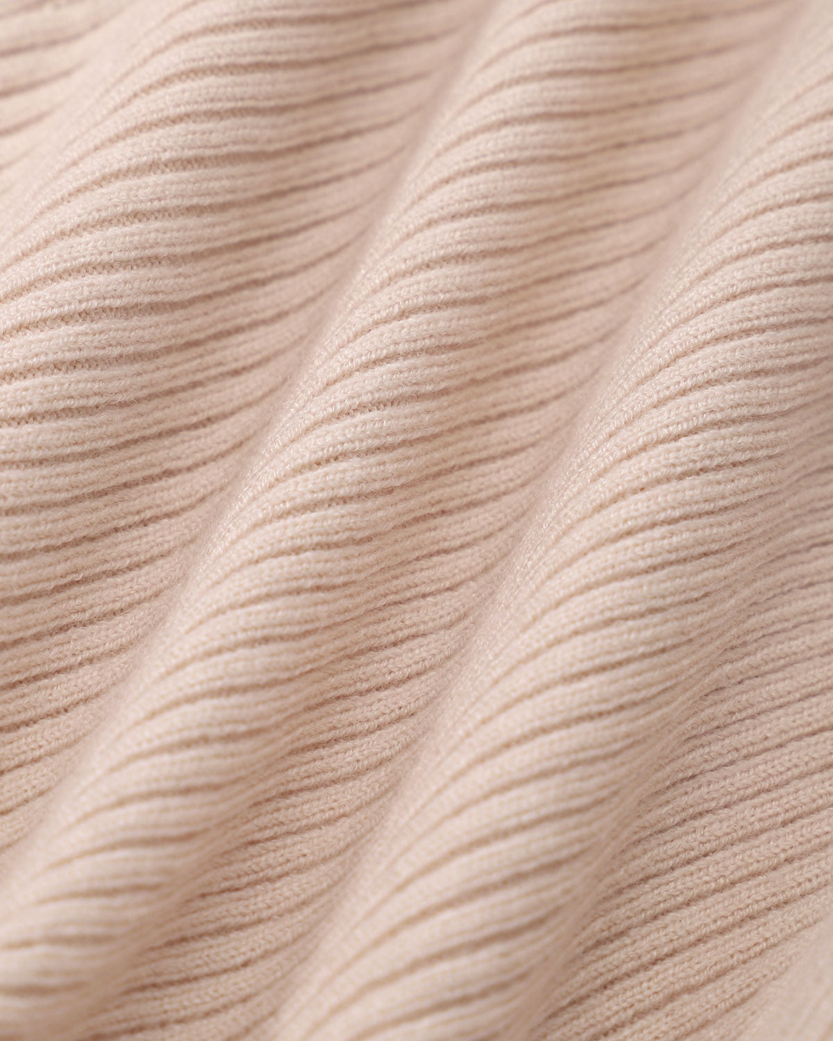 Μπεζ Πλεκτό Τοπ Με Στρογγυλή Λαιμόκοψη Και Κουμπιά