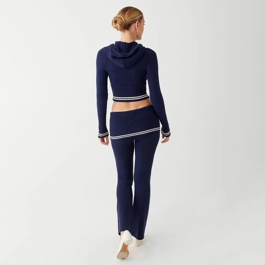 Σετ Λεπτής Πλεκτής Ζακέτας Και Κάτω Μέρους