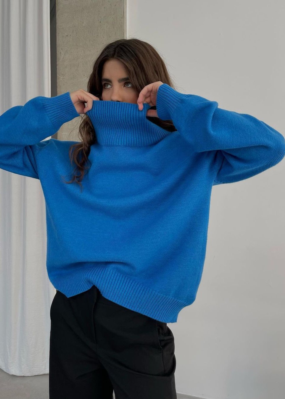 Πολυτελές Πουλόβερ Με Ριμπ Ντεκολτέ