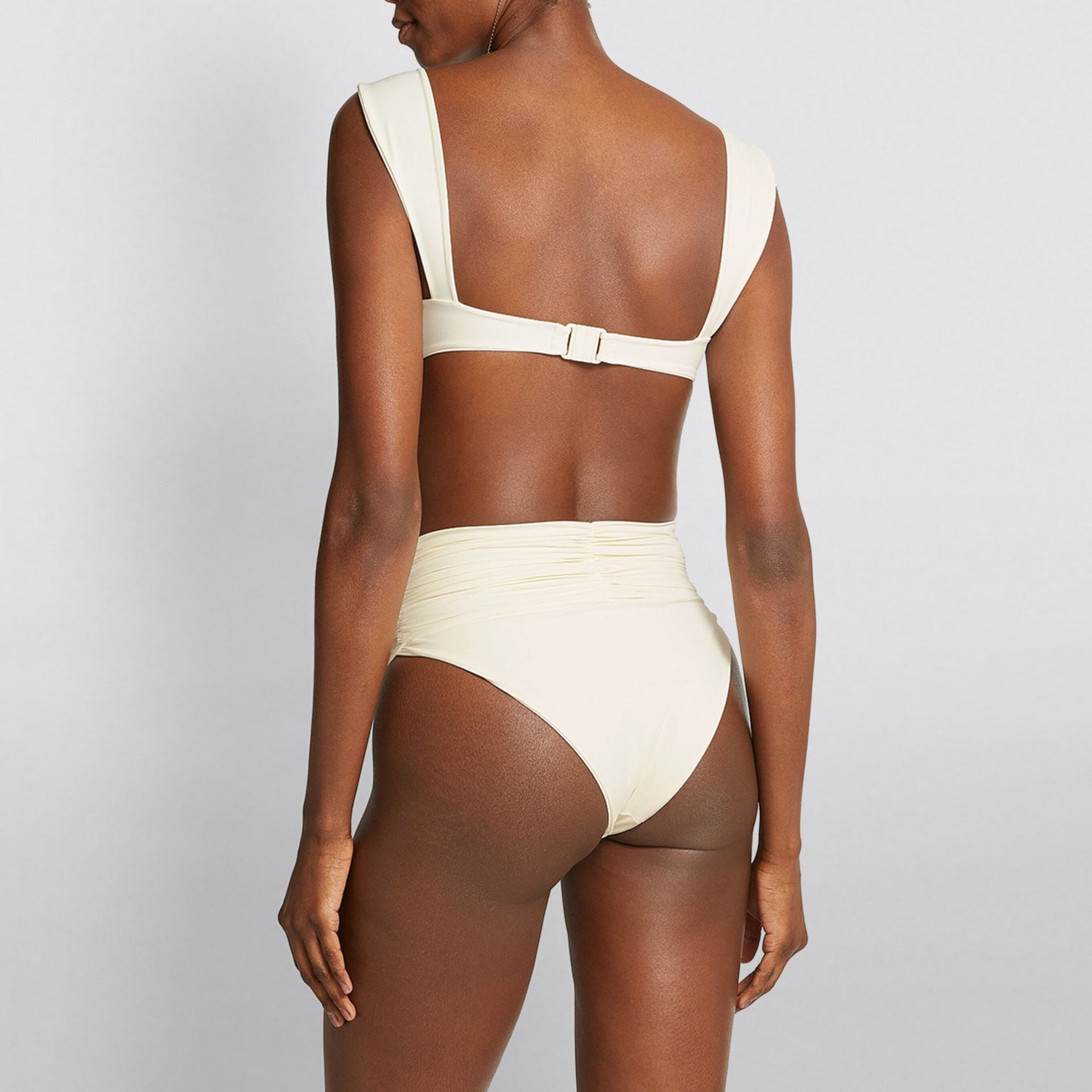 Σετ Μπικίνι Με Ψηλή Μέση Και Λεπτομέρειες Τριαντάφυλλου