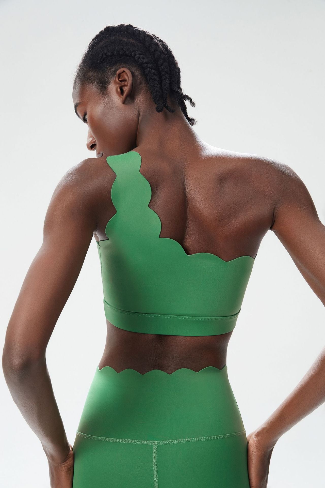 Αθλητικό Σουτιέν Με Έναν Ώμο Και Κυματιστό Σχήμα