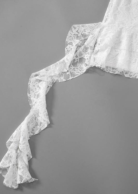 Μίνι Φόρεμα Με Δαντέλα Και Βολάν Στον Έναν Ώμο