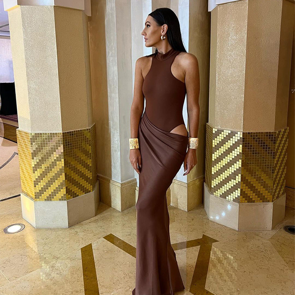 Φόρεμα Suena Με Κοψίματα Και Λεπτομέρειες Στο Στήθος