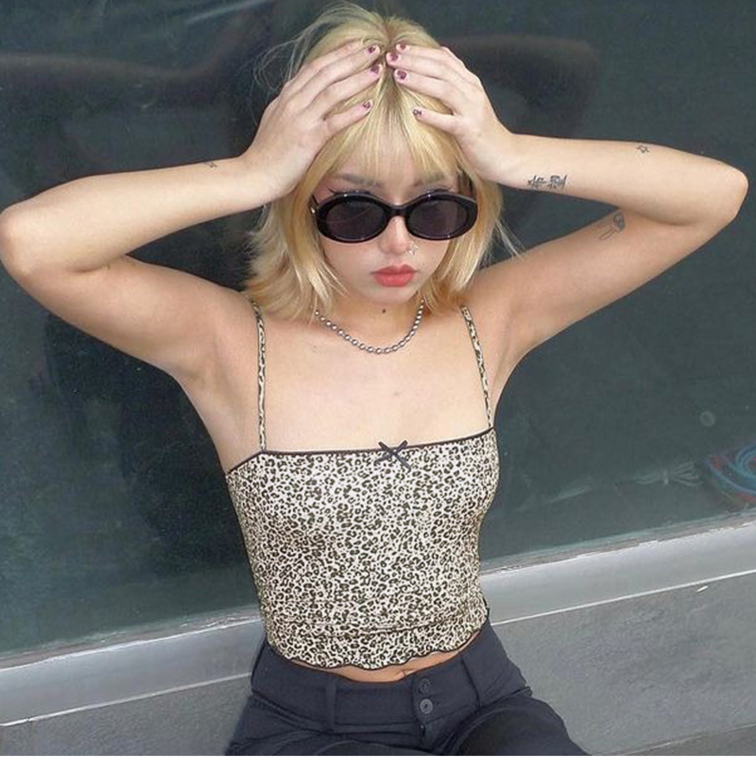 Μπλούζα Grecia Με Λεοπάρ Σχέδιο Και Κοντό Μανίκι