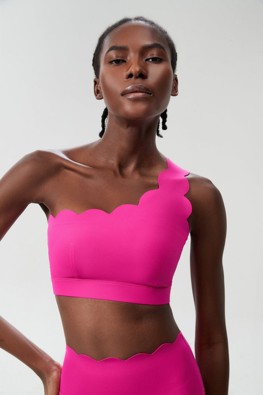 Αθλητικό Σουτιέν Με Έναν Ώμο Και Κυματιστό Σχήμα