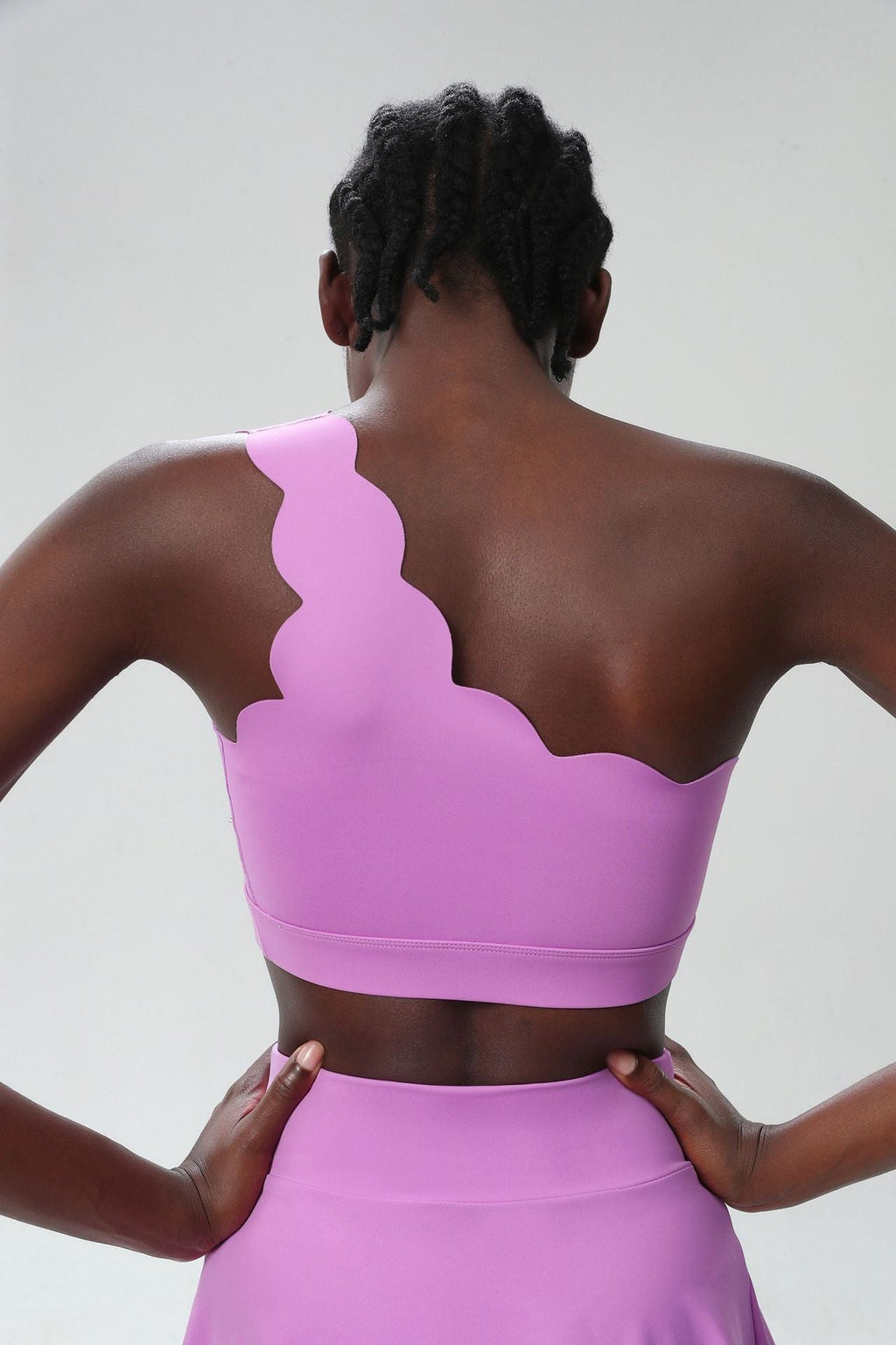 Αθλητικό Σουτιέν Με Έναν Ώμο Και Κυματιστό Σχήμα