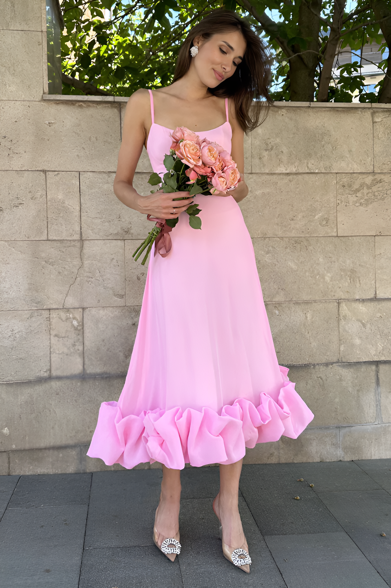 Φόρεμα Μίντι Με Βολάν Και Μπουστάκι