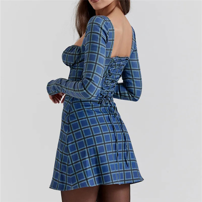 Άνετο Μίνι Φόρεμα Με Μακριά Μανίκια Χωρίς Μπανέλα