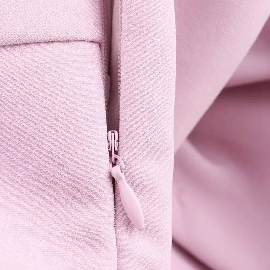 Μίνι Φόρεμα Με Λεπτομέρειες Από Κορδέλα