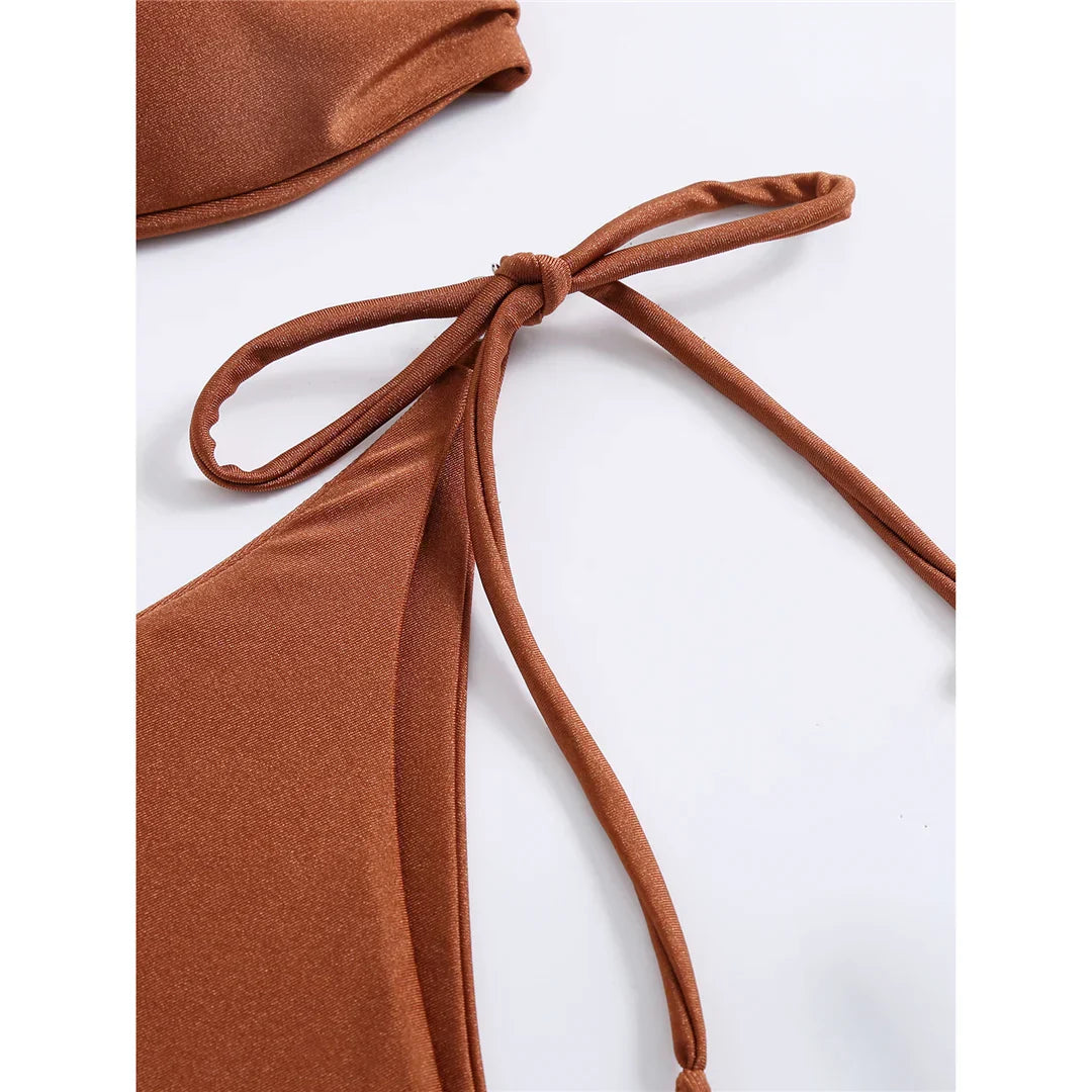 Σετ Μπικίνι Με Ψηλόμεσο Τελείωμα Και Μπανέλα Bandeau