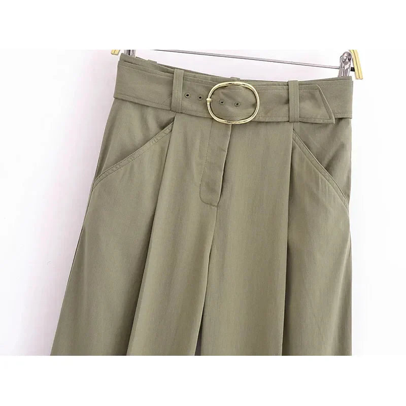 Παντελόνι Με Λεπτή Ζώνη Και Φαρδιά Γραμμή