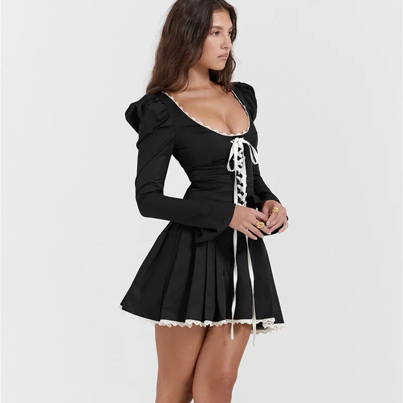 Μίνι Φόρεμα Με Λεπτομέρειες Από Γαλλική Δαντέλα