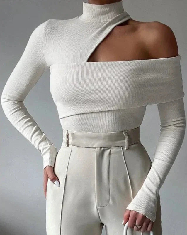 Μπλούζα Με Ζιβάγκο Και Λεπτομέρειες Στους Ώμους