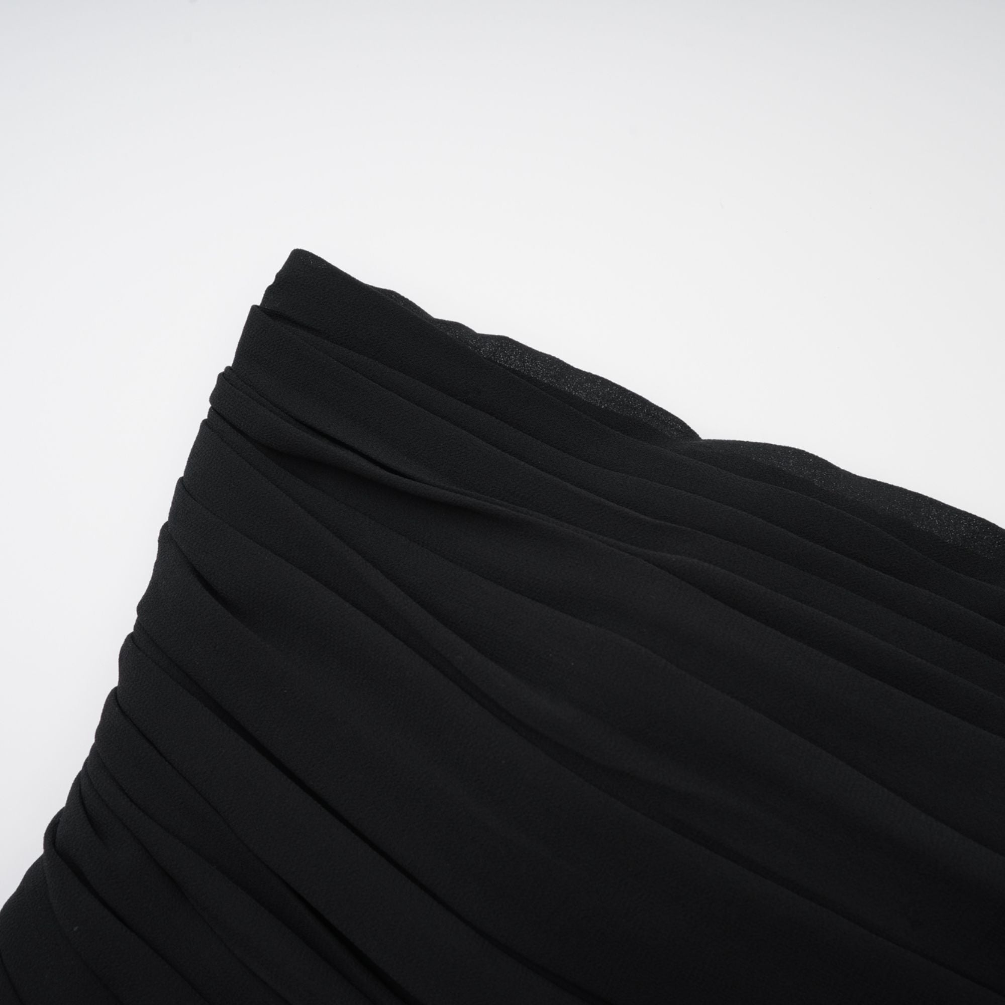 Φόρεμα Με Κέντημα Nadine Και Πλισέ Σχέδιο