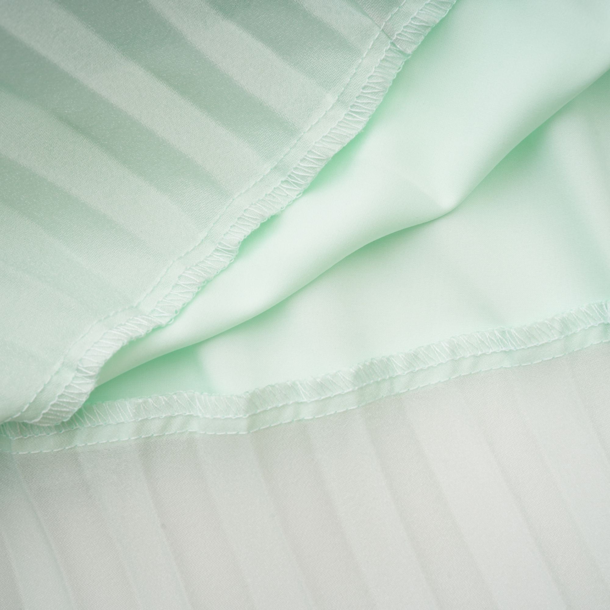 Σετ Ασορτί Πλισέ Τοπ Και Φούστα Fabrizia Με Ψεύτικα Λουλούδια