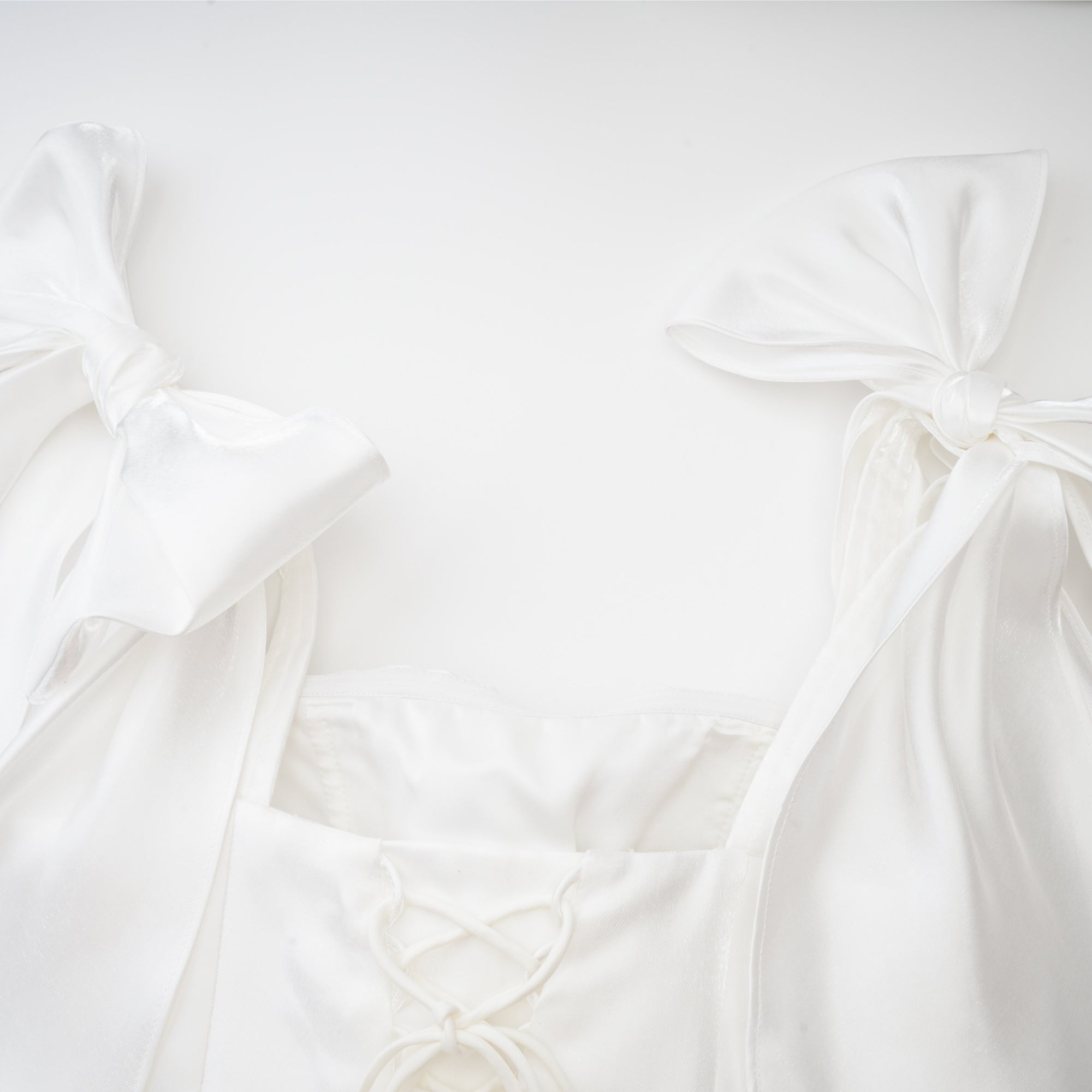 Φόρεμα Με Φαρδιά Γραμμή Catiana Και Φιόγκο