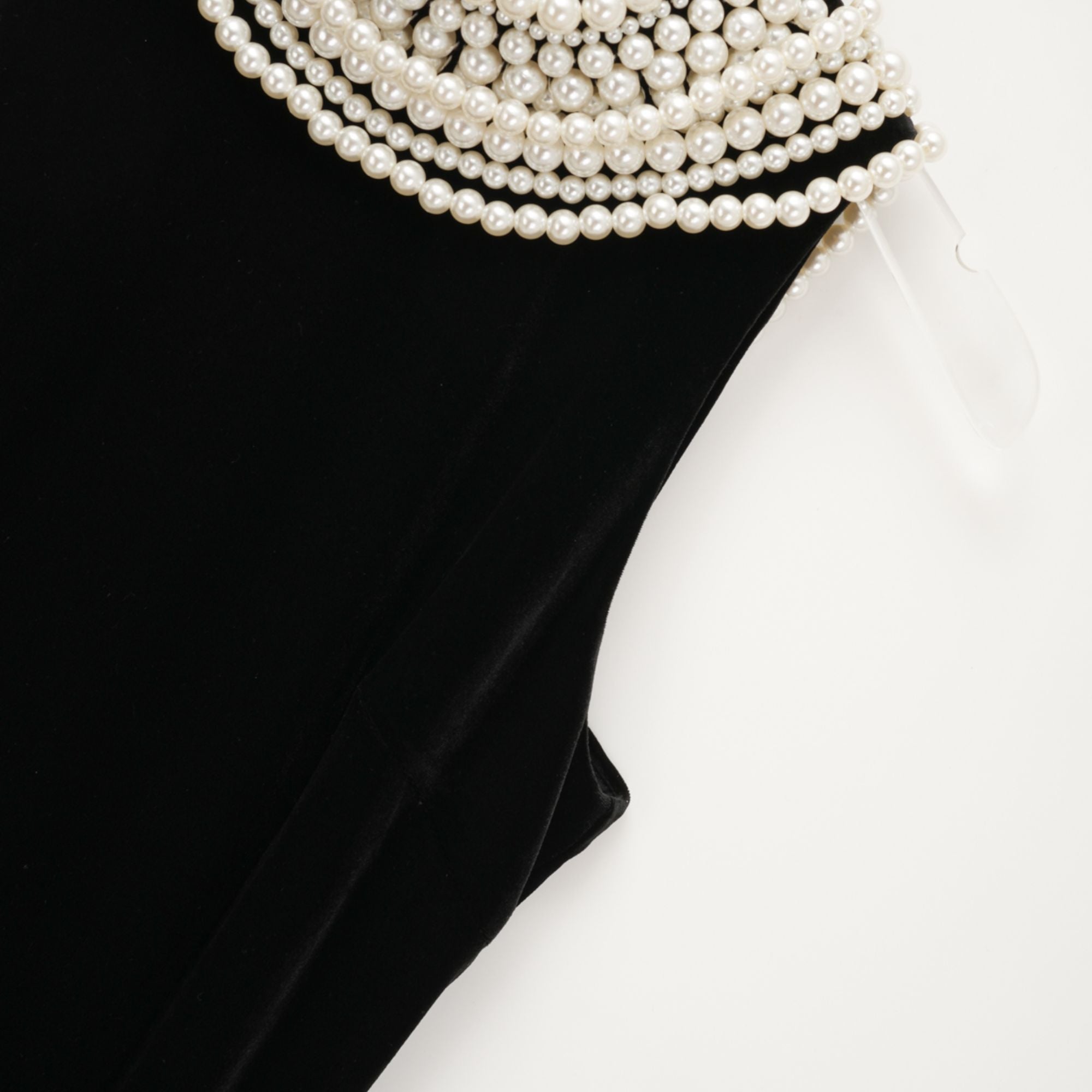 Φόρεμα Από Βελούδο Lucena Με Ψεύτικες Πέρλες Και Κέντημα