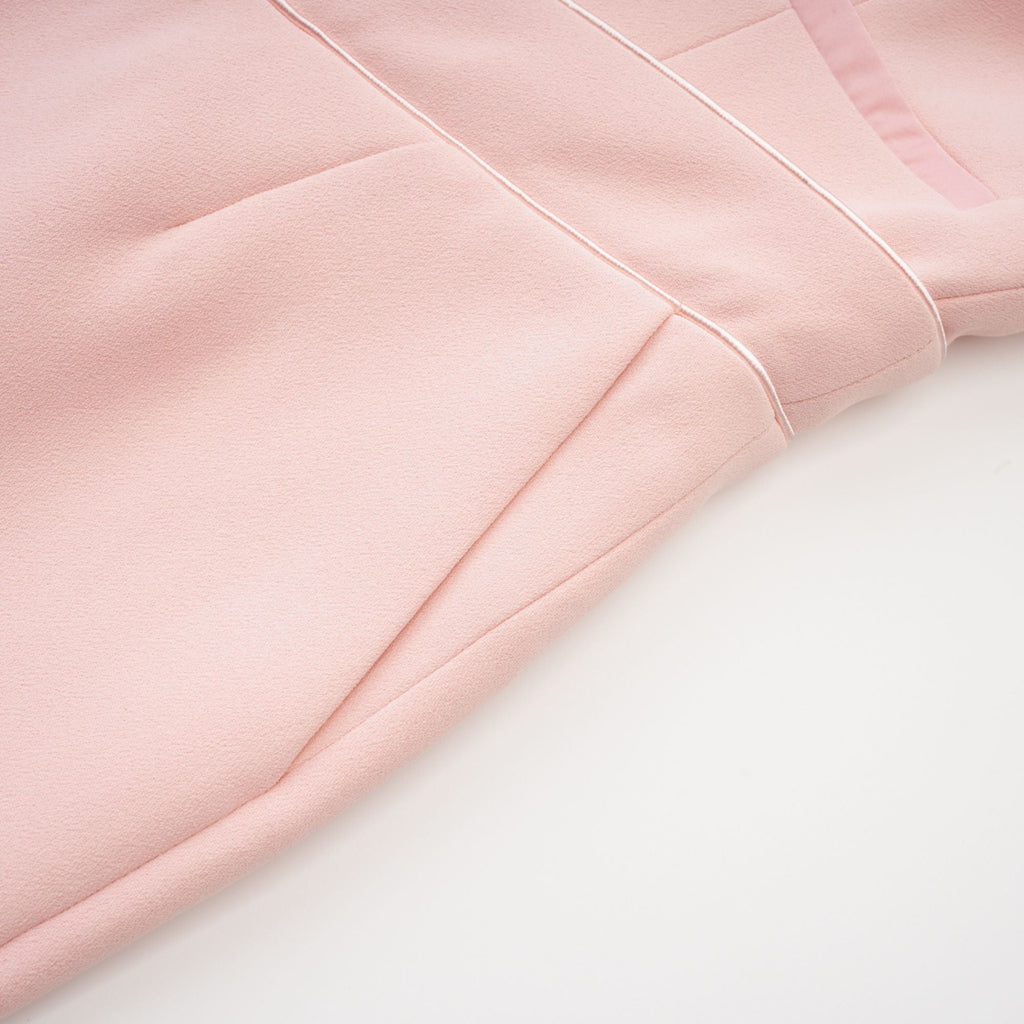 Μαύρο Μίνι Φόρεμα Με Λαιμόκοψη Και Τιράντες