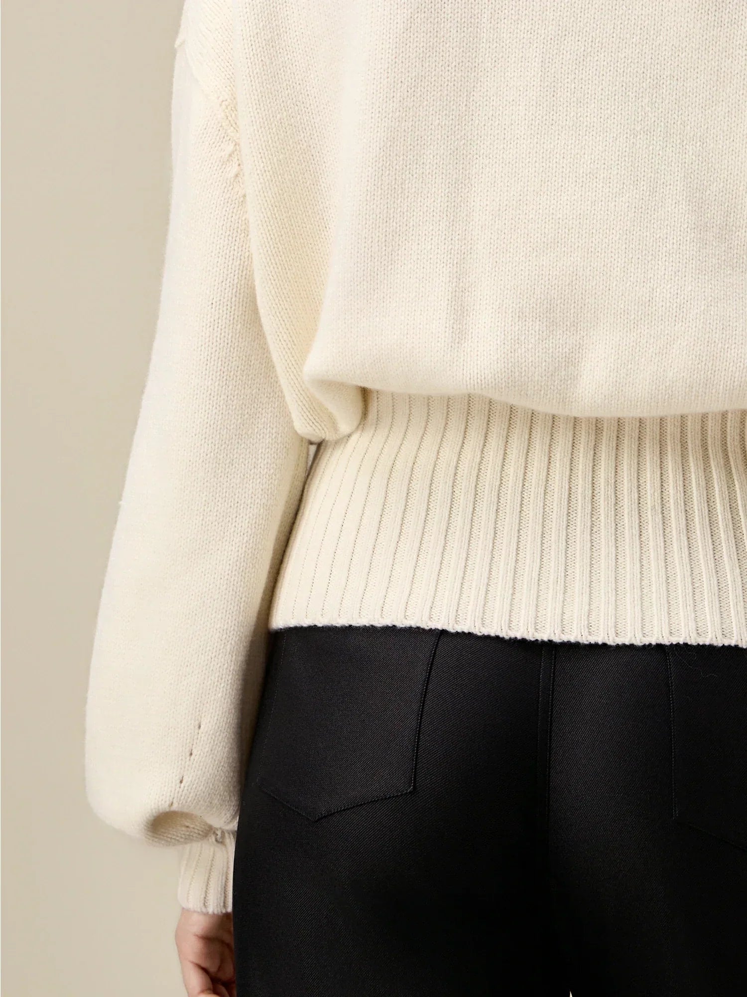 Πουλόβερ Με Μανίκια Και Σύσφιξη Στη Μέση Με Μάλλινο Φανάρι