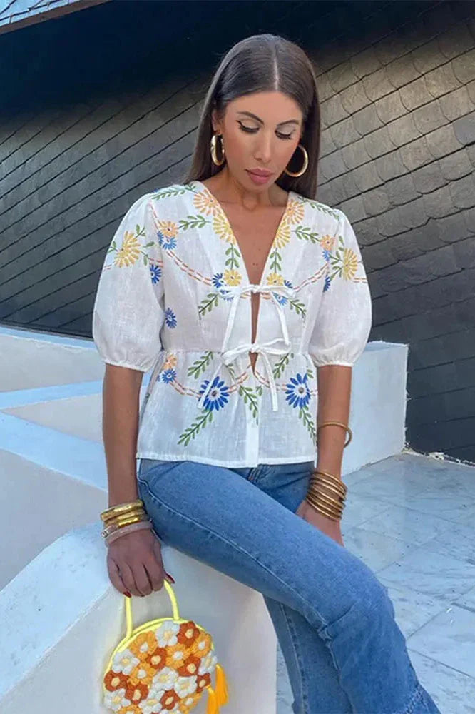 Μπλούζα Με Φλοράλ Φιόγκο Και Πέπλο
