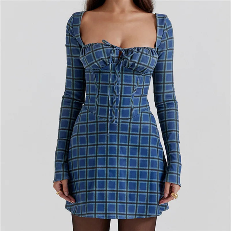 Άνετο Μίνι Φόρεμα Με Μακριά Μανίκια Χωρίς Μπανέλα