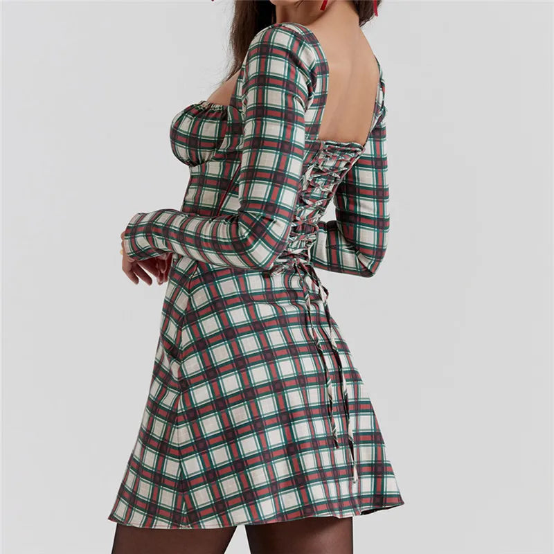 Άνετο Μίνι Φόρεμα Με Μακριά Μανίκια Χωρίς Μπανέλα