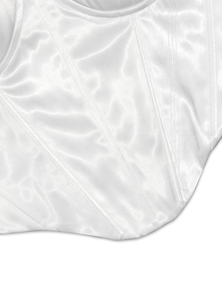 Κορσέ Με Λεπτομέρεια Στο Στήθος Και Τοπ Με Λεπτομέρεια Στο Στήθος