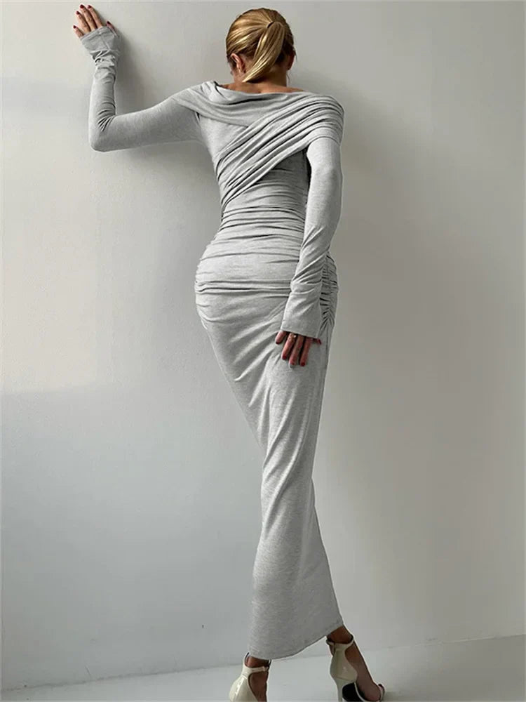 Φόρεμα Μάξι Με Λαιμόκοψη Και Σούρες Στο Πλάι