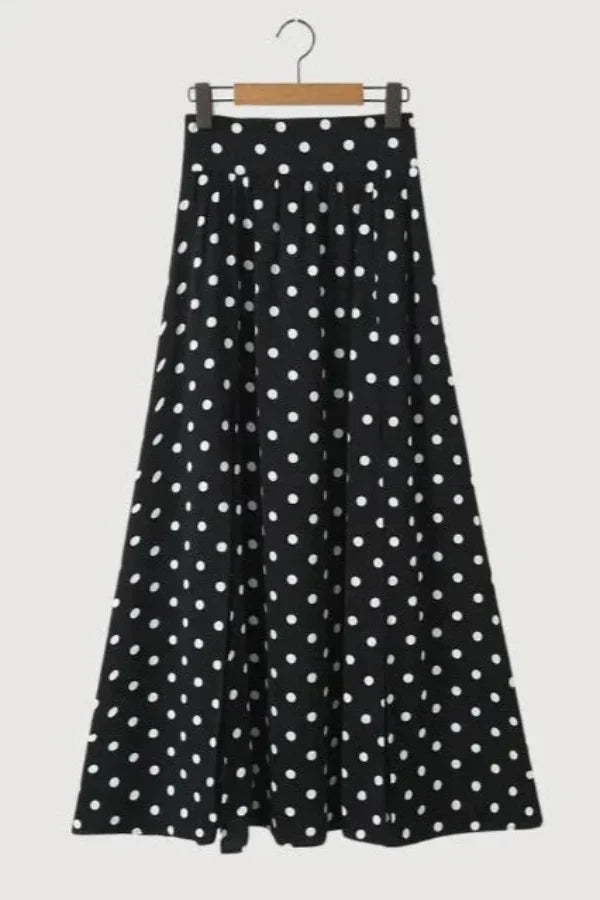 Σετ Τοπ Και Φούστας Με Πουά Από Την Atarrah