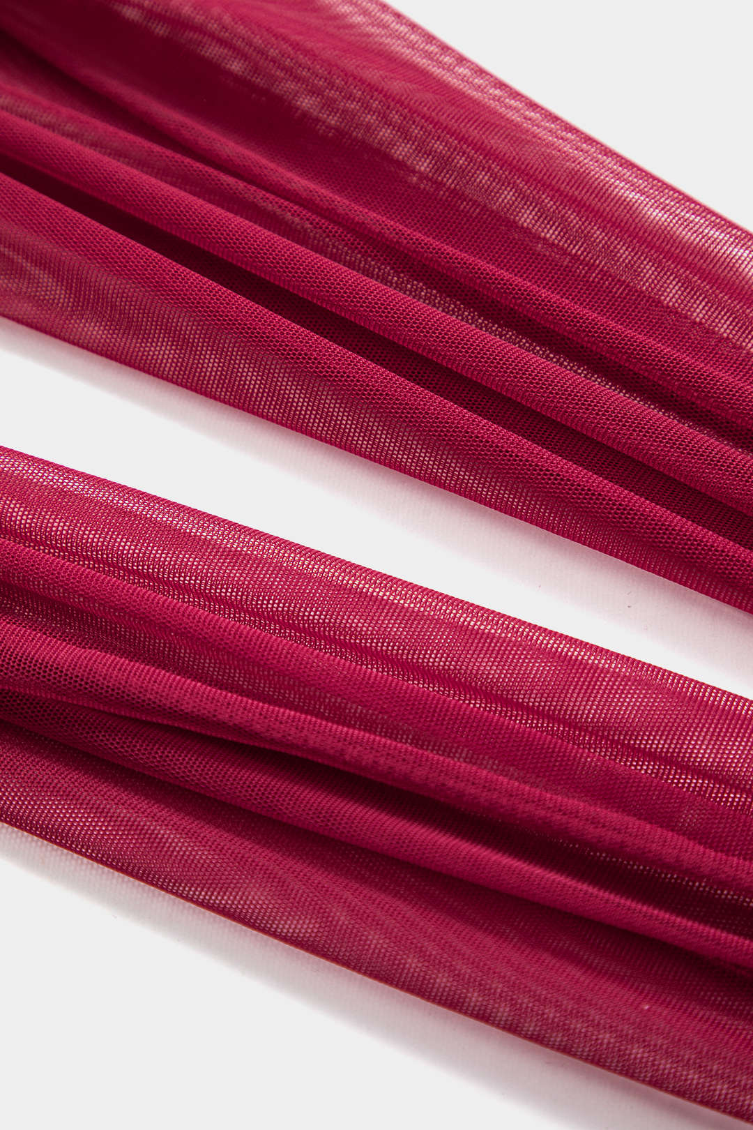 Σετ Εσώρουχων Με Ζαρτιέρες Και Γάντια, Με Τσόκερ Και Κοψίματα Μπροστά