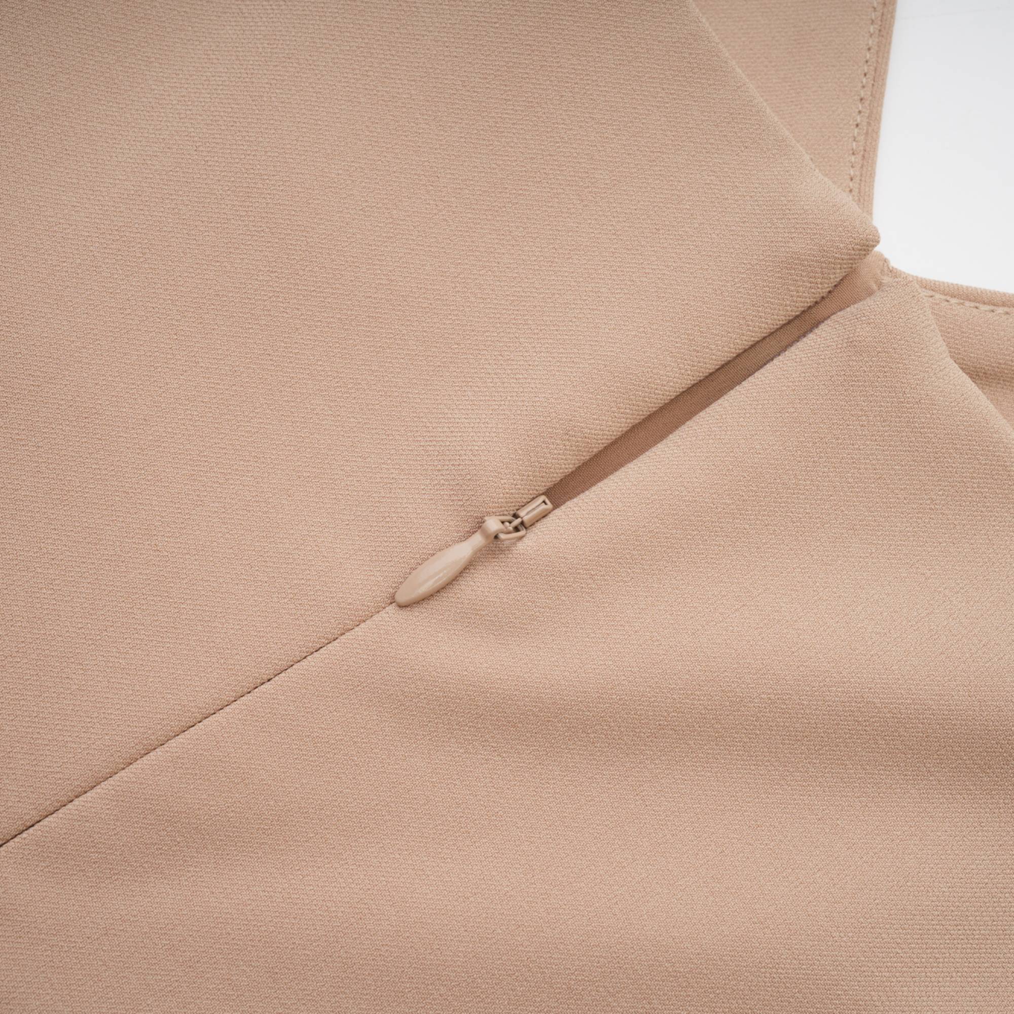 Μίνι Φόρεμα Με Λαιμόκοψη V Από Κρύσταλλο Amaranthe